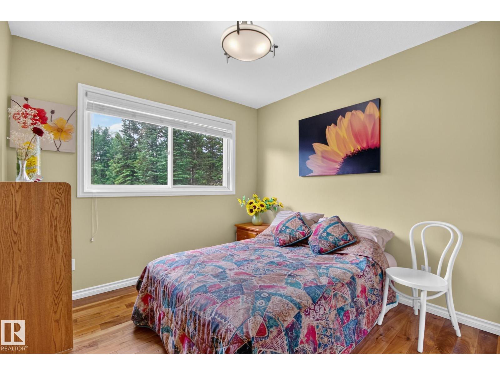 #26 51022 RGE ROAD 221 - 18