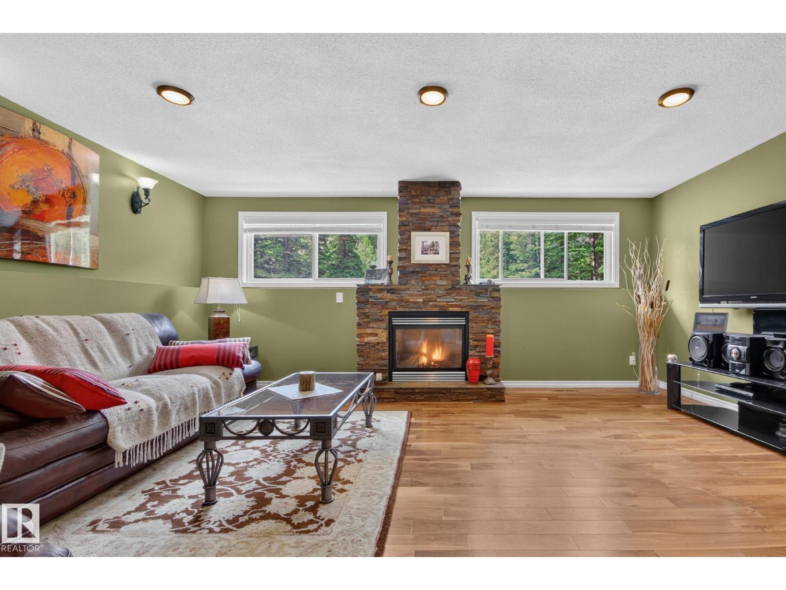 #26 51022 RGE ROAD 221 - 20