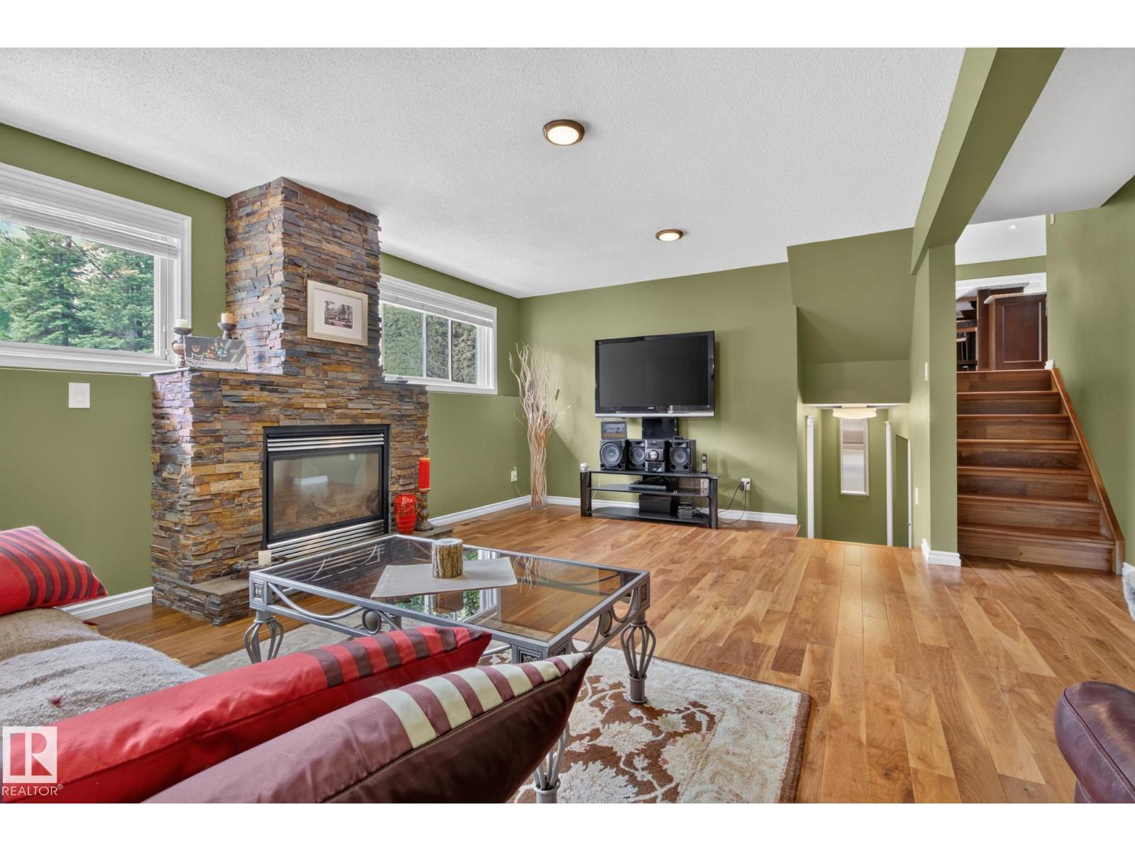 #26 51022 RGE ROAD 221 - 21