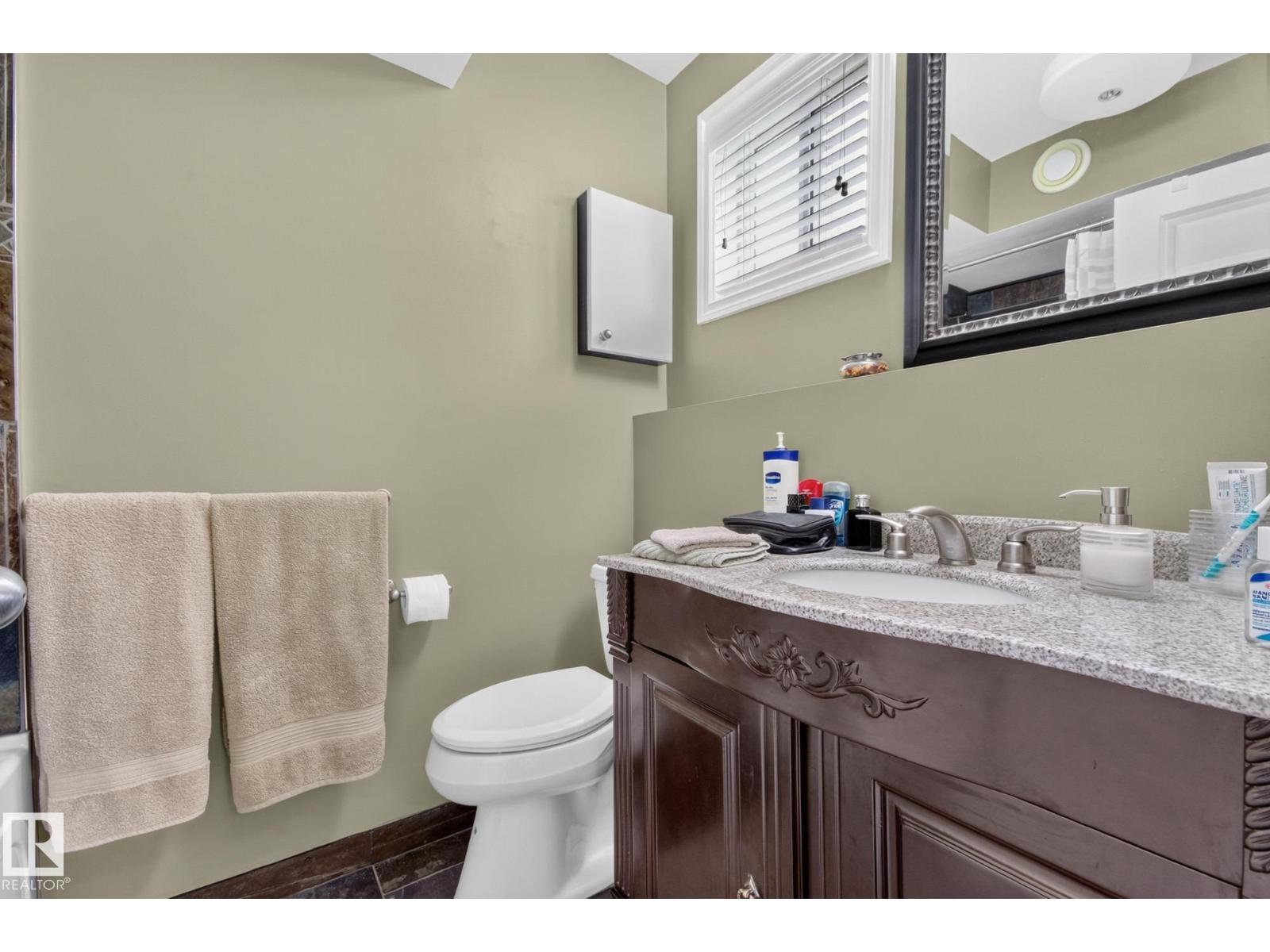 #26 51022 RGE ROAD 221 - 24