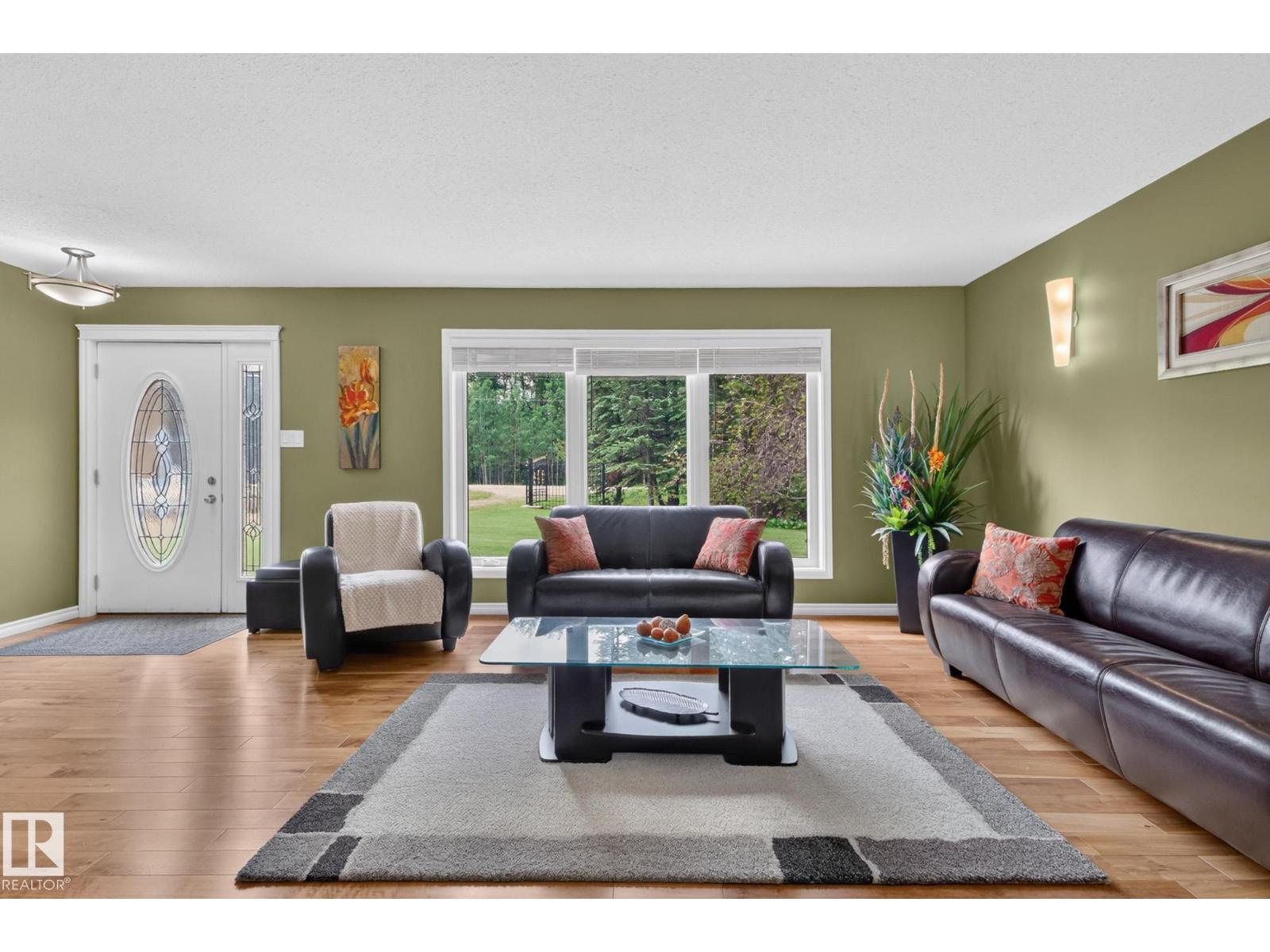 #26 51022 RGE ROAD 221 - 4