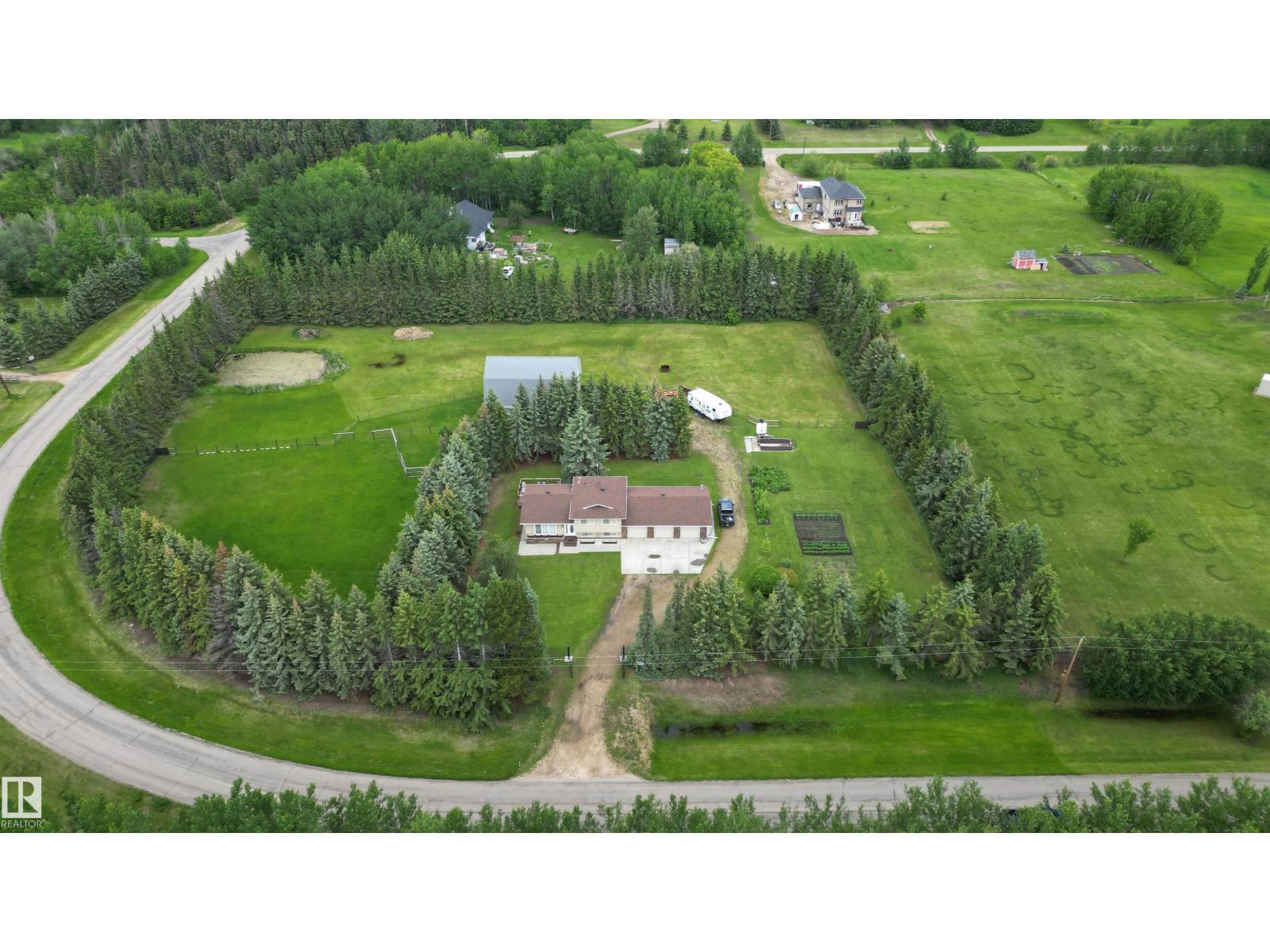 #26 51022 RGE ROAD 221 - 49