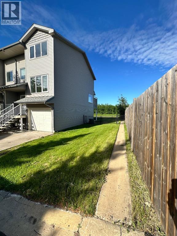 30, 100 Albion Drive - photo 2