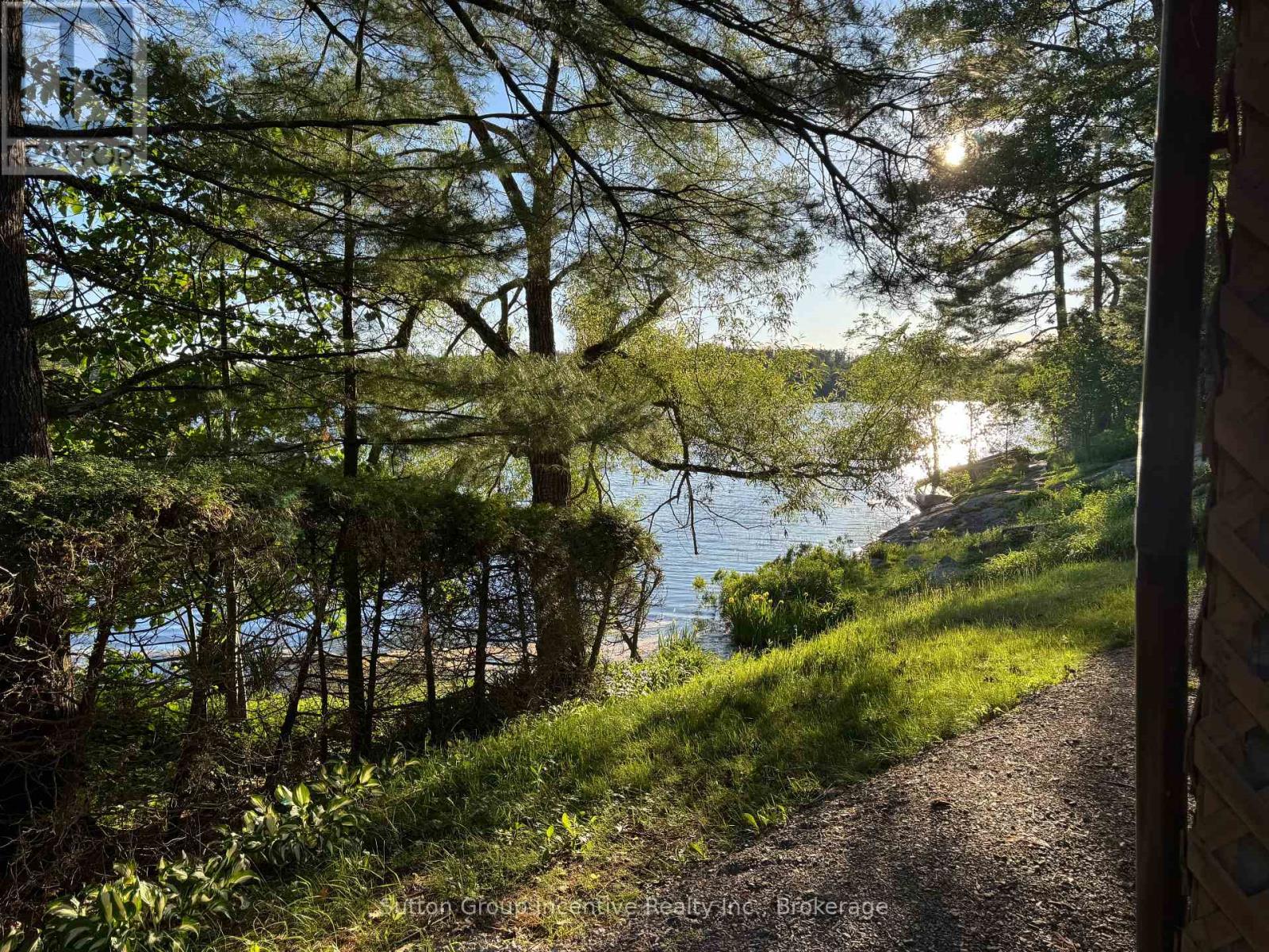1017 GOLDFINCH COURT - 28
