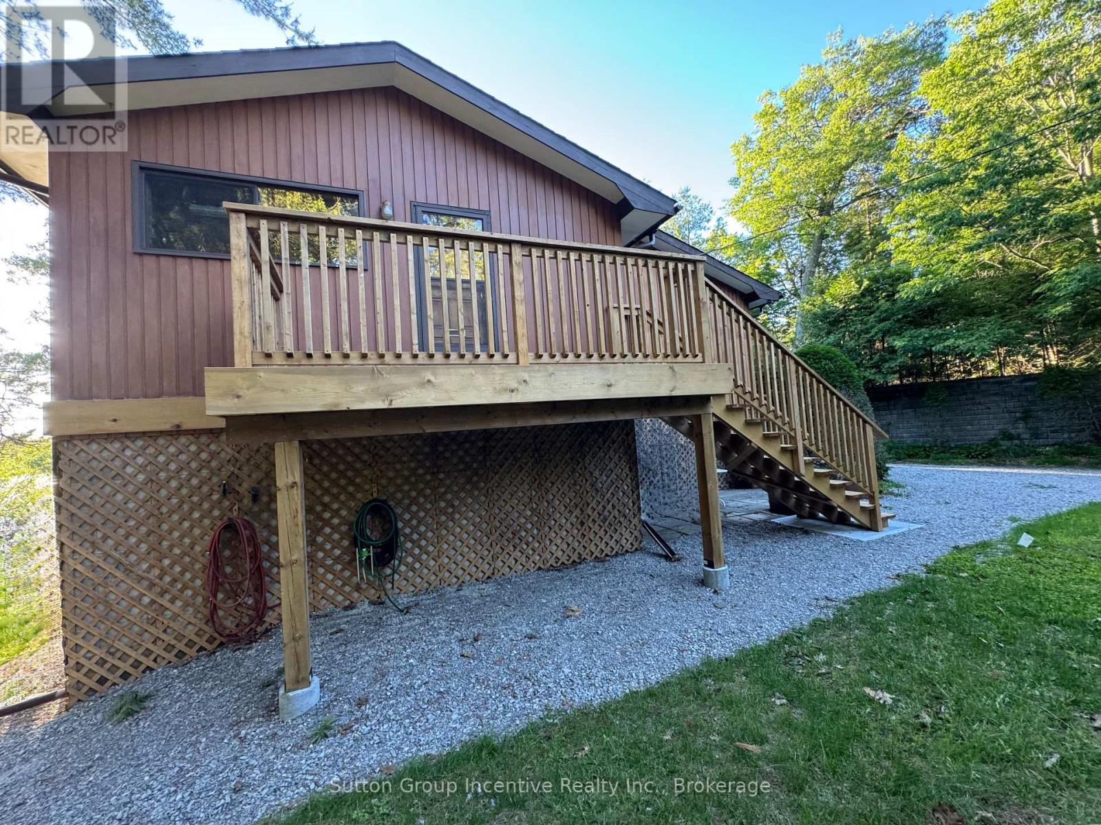 1017 GOLDFINCH COURT - 4
