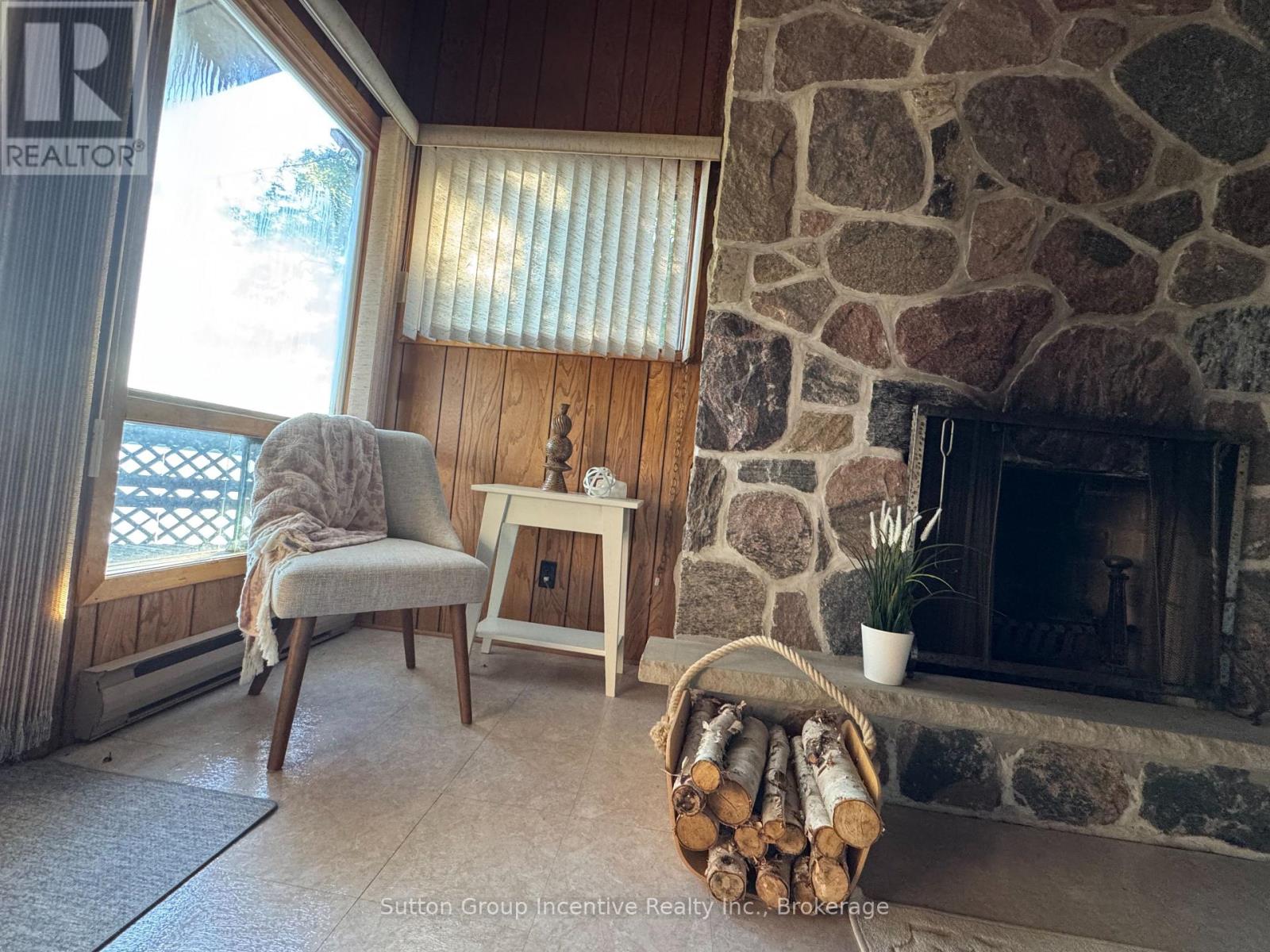 1017 GOLDFINCH COURT - 12