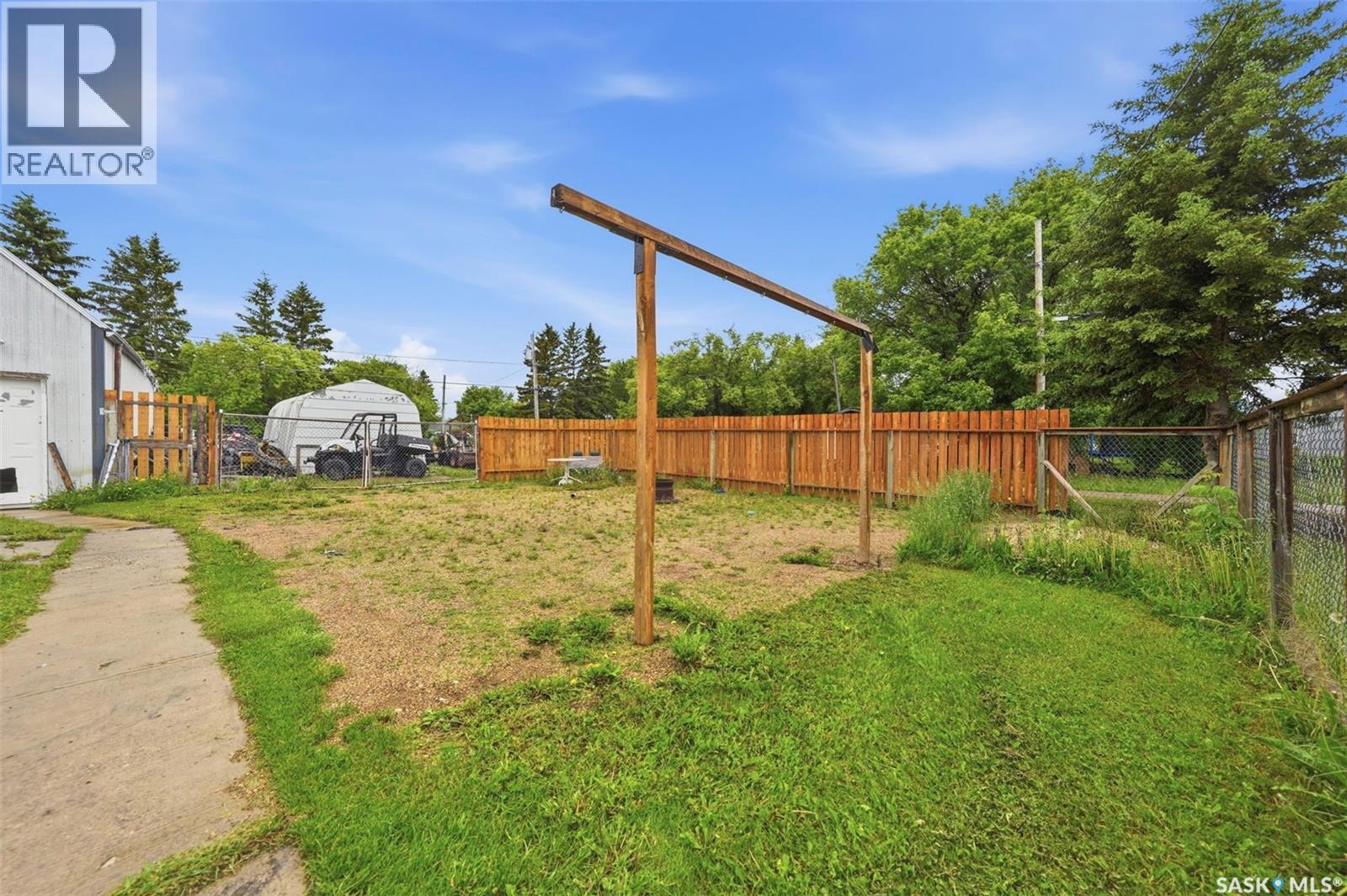 813 Hoffman AVENUE — photo 42