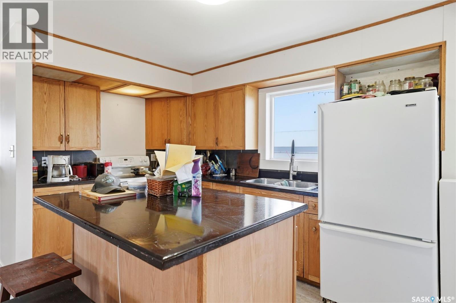813 Hoffman AVENUE — photo 8