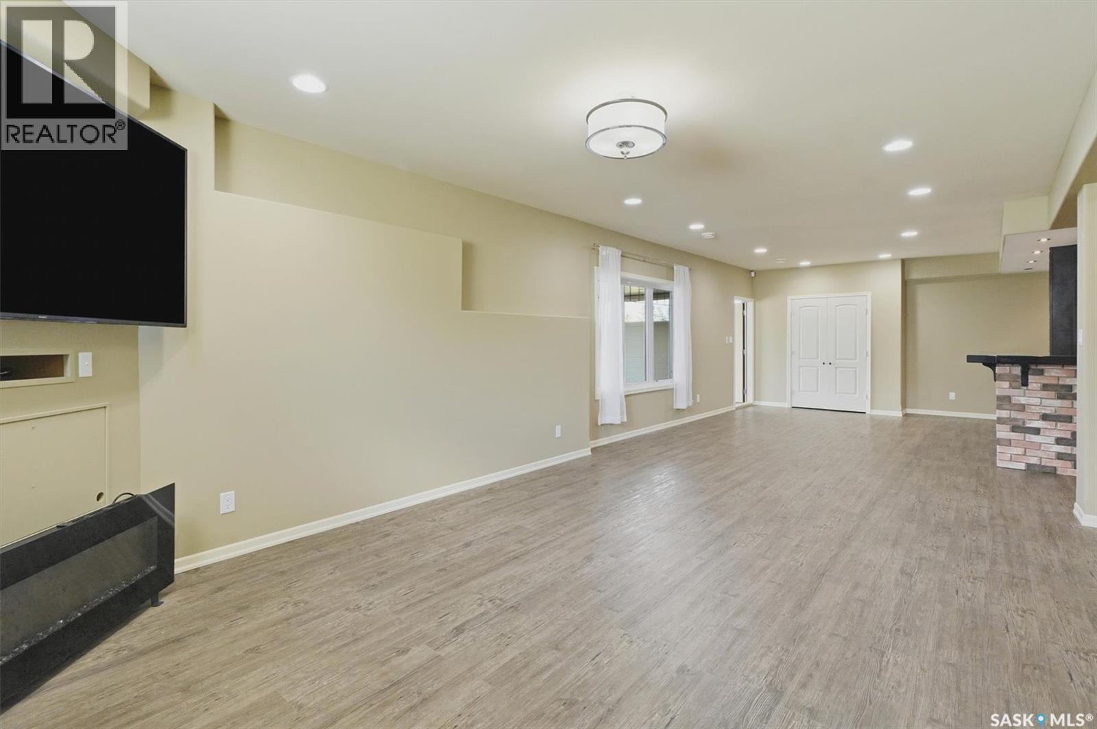 327 Hastings LANE - 45