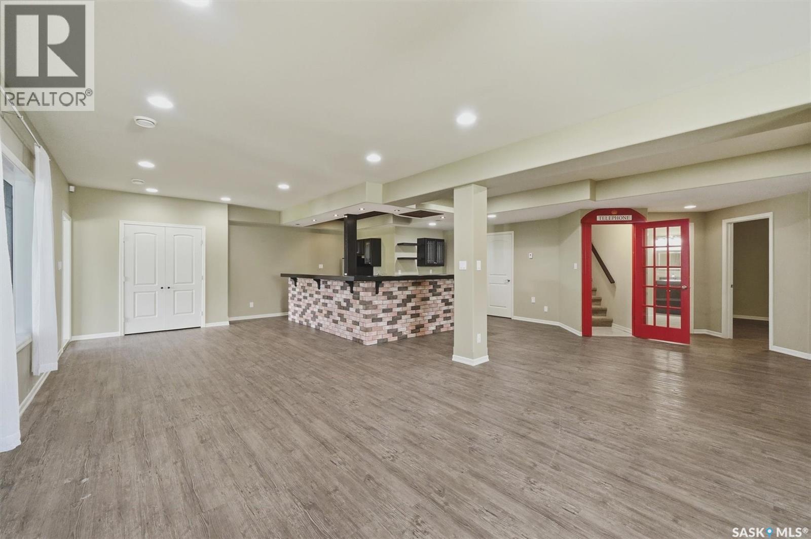 327 Hastings LANE - 51
