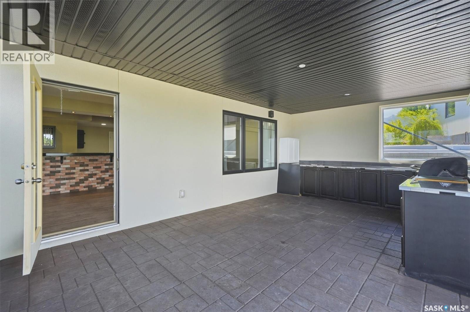 327 Hastings LANE - 52