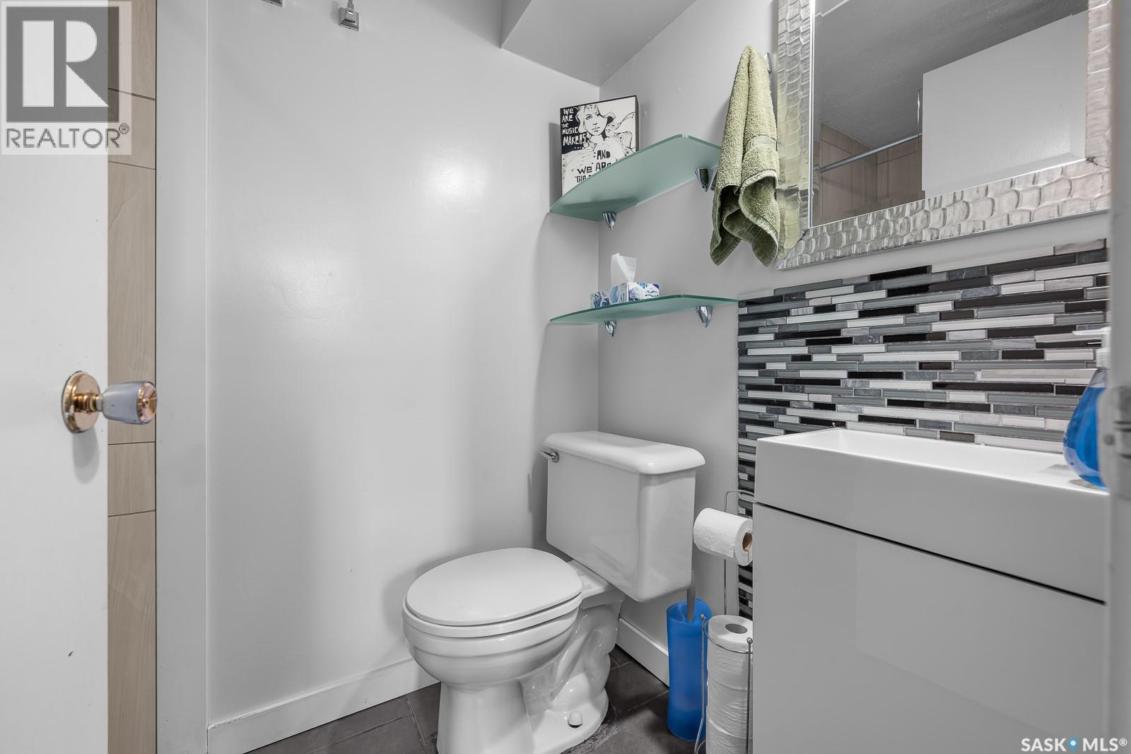 10 Bastedo CRESCENT — photo 29