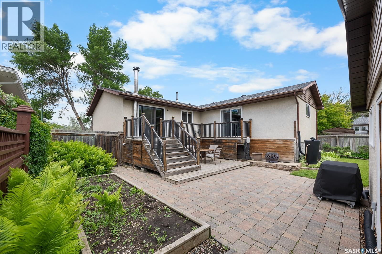 10 Bastedo CRESCENT — photo 34