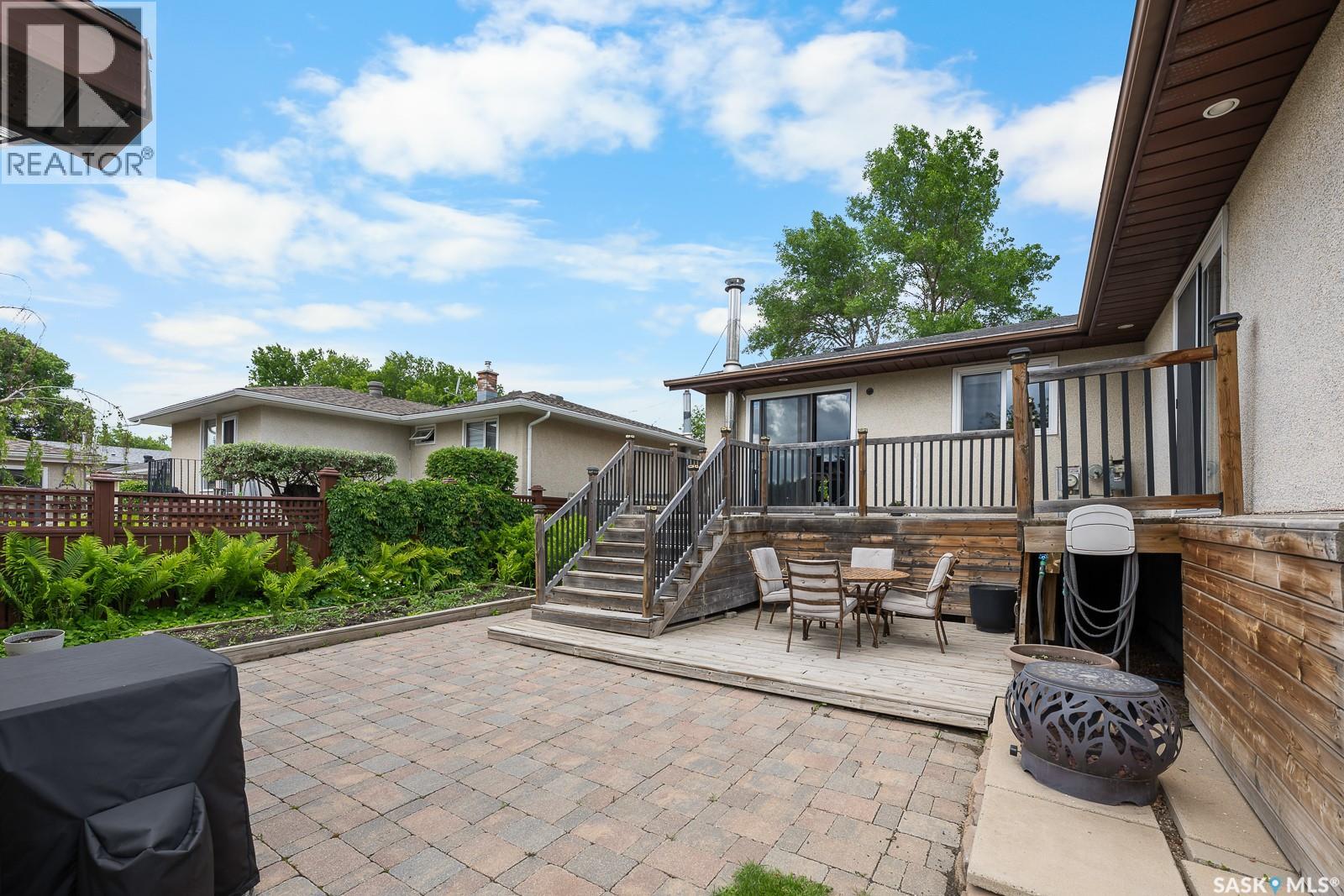10 Bastedo CRESCENT — photo 35