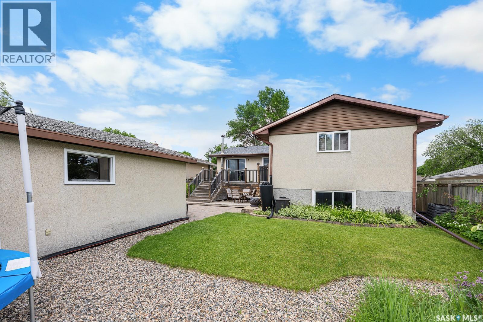 10 Bastedo CRESCENT — photo 36