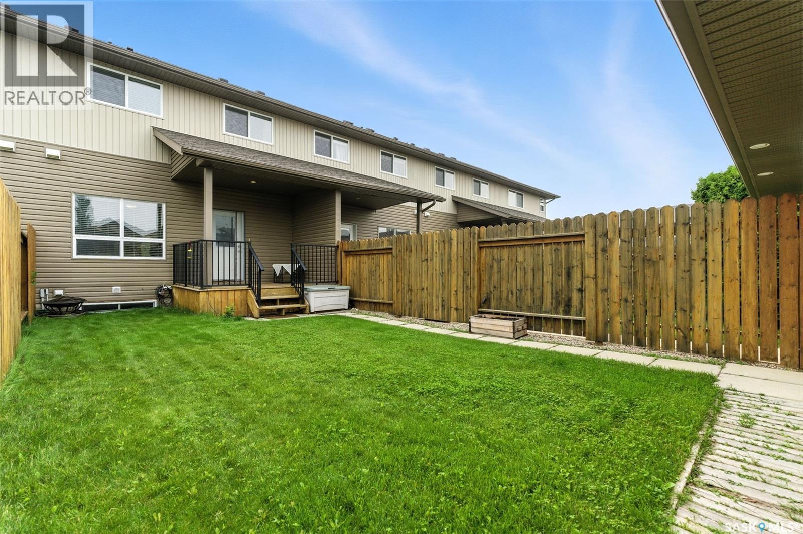 380 Willowgrove LANE — photo 33
