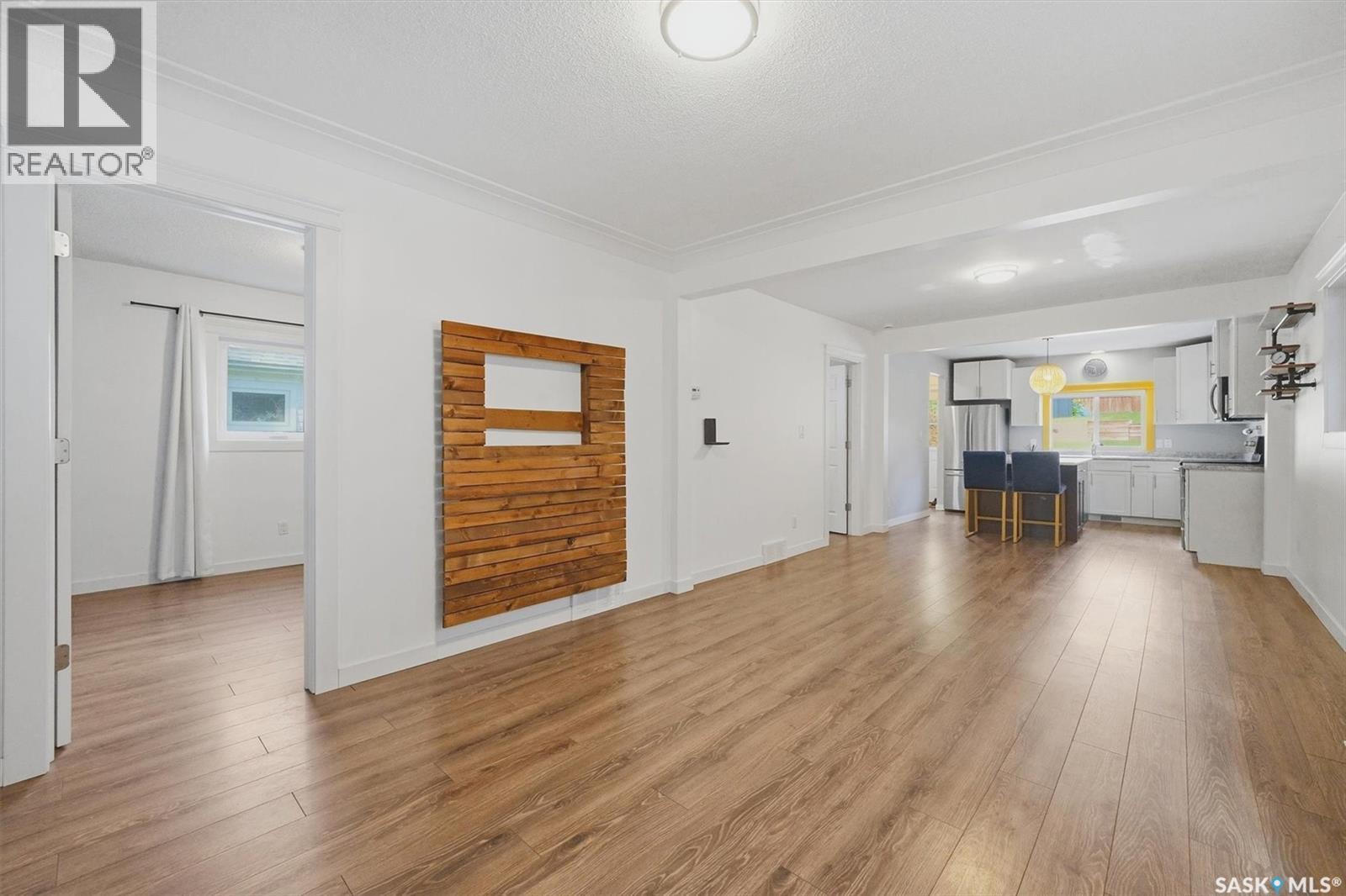 720 Walmer ROAD - 19
