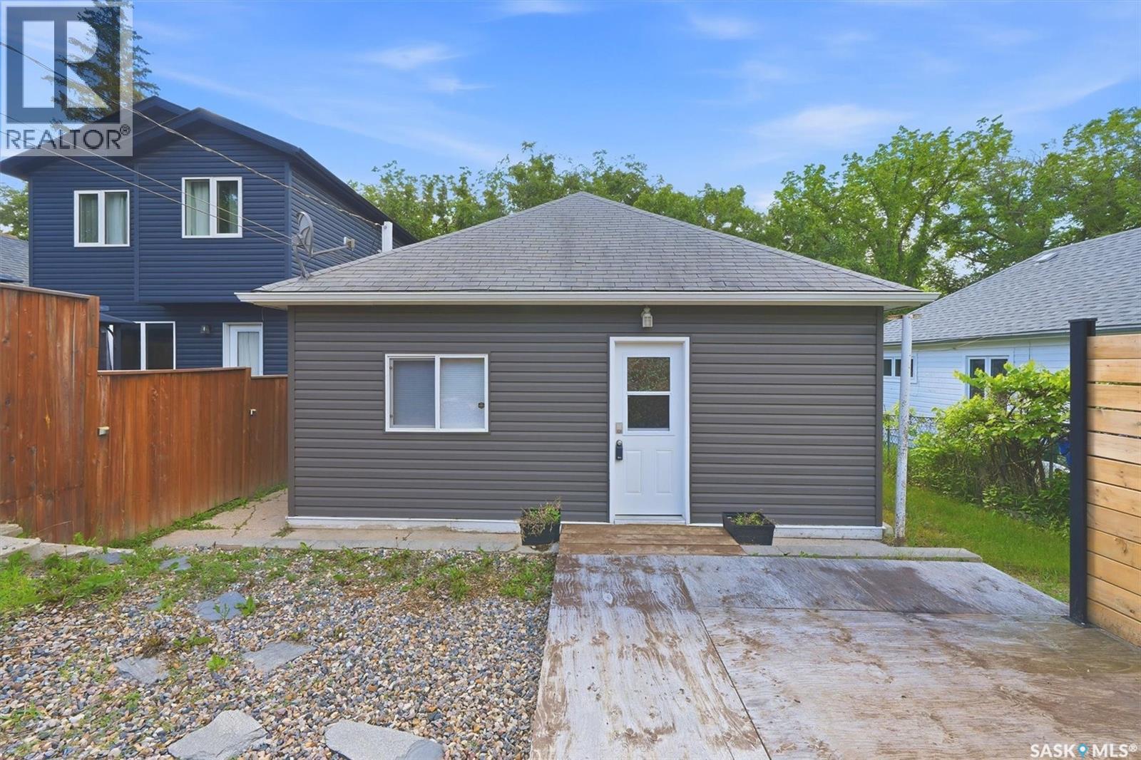 720 Walmer ROAD - 34