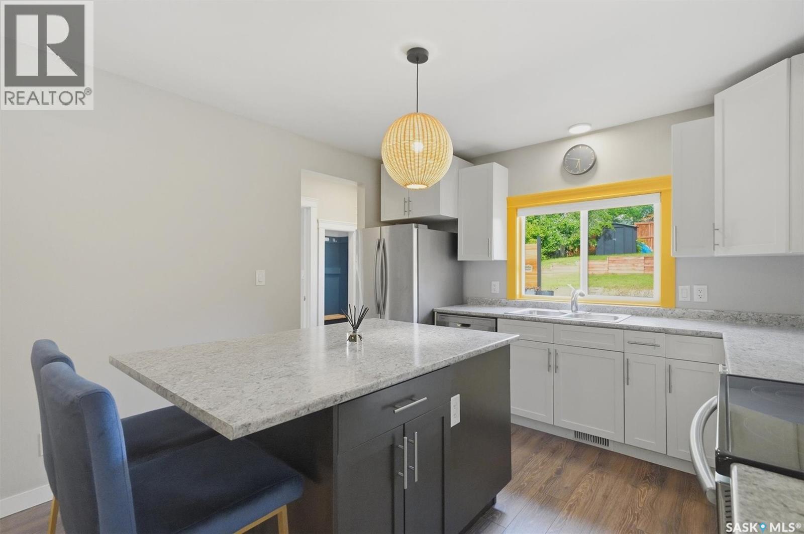 720 Walmer ROAD - 8