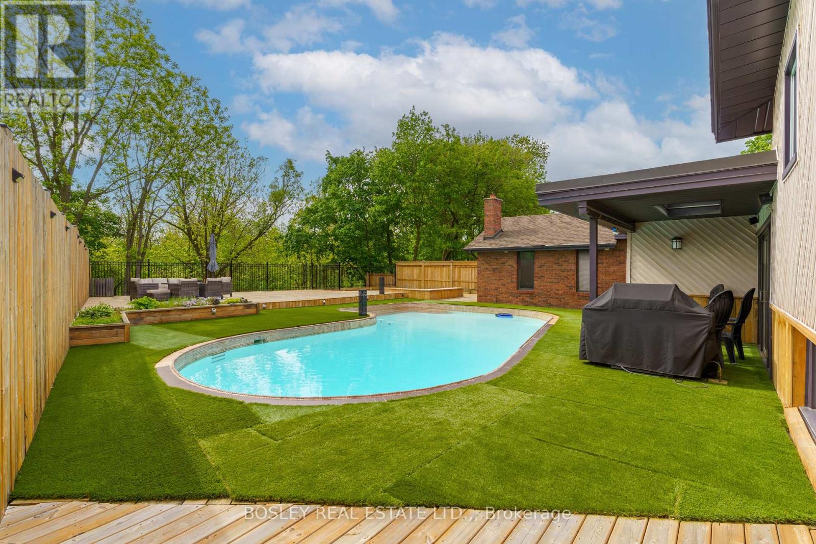 93 RIVERVIEW BOULEVARD - 47