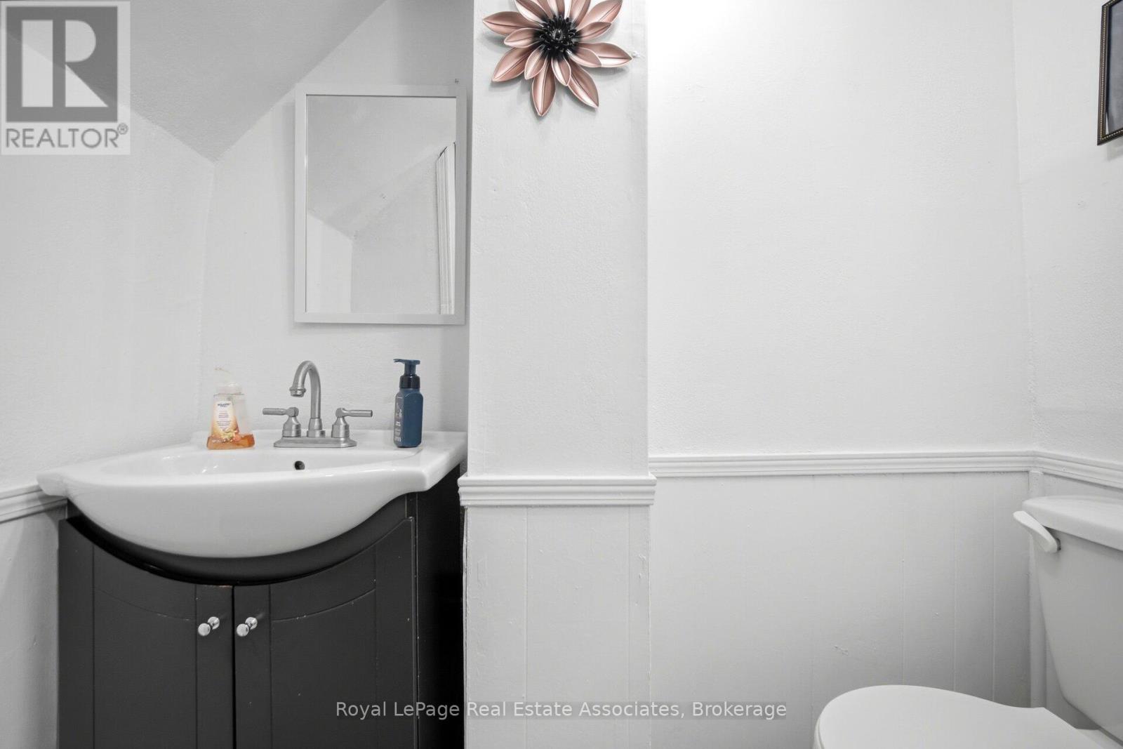 #86 611 GALAHAD DRIVE - Image 33