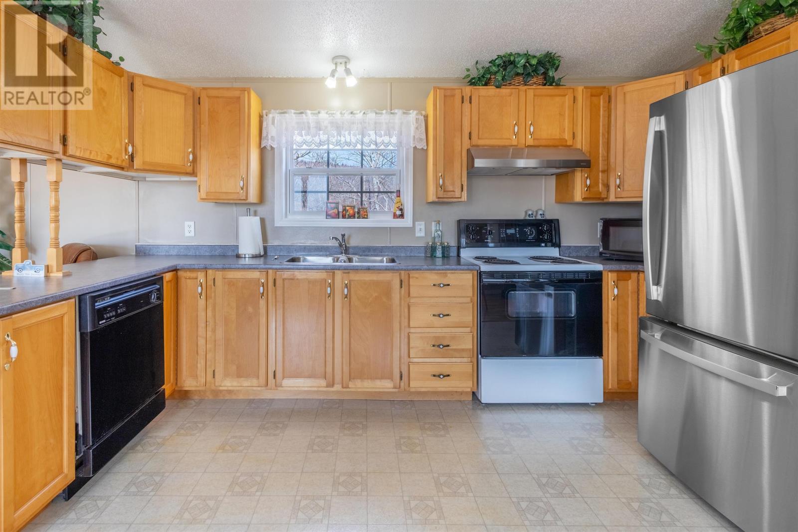 258 Broad Cove Marsh Road - 8