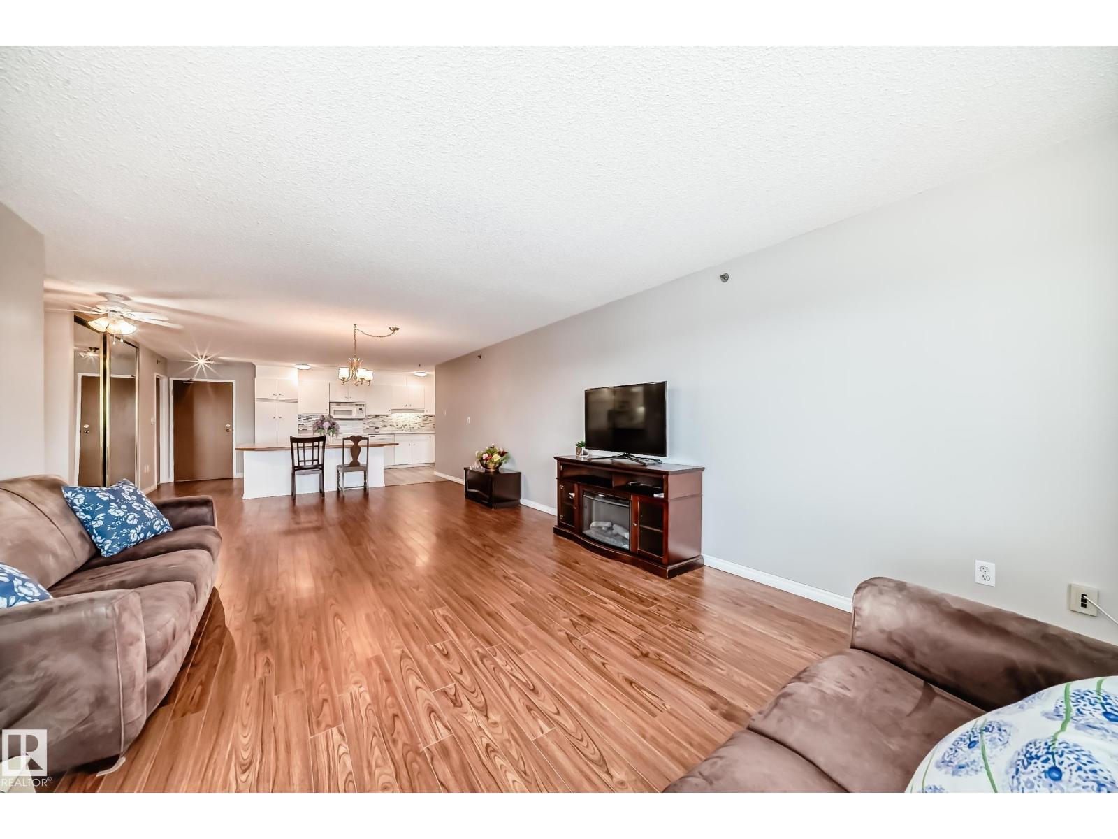 #311 4906 47 AV — photo 25
