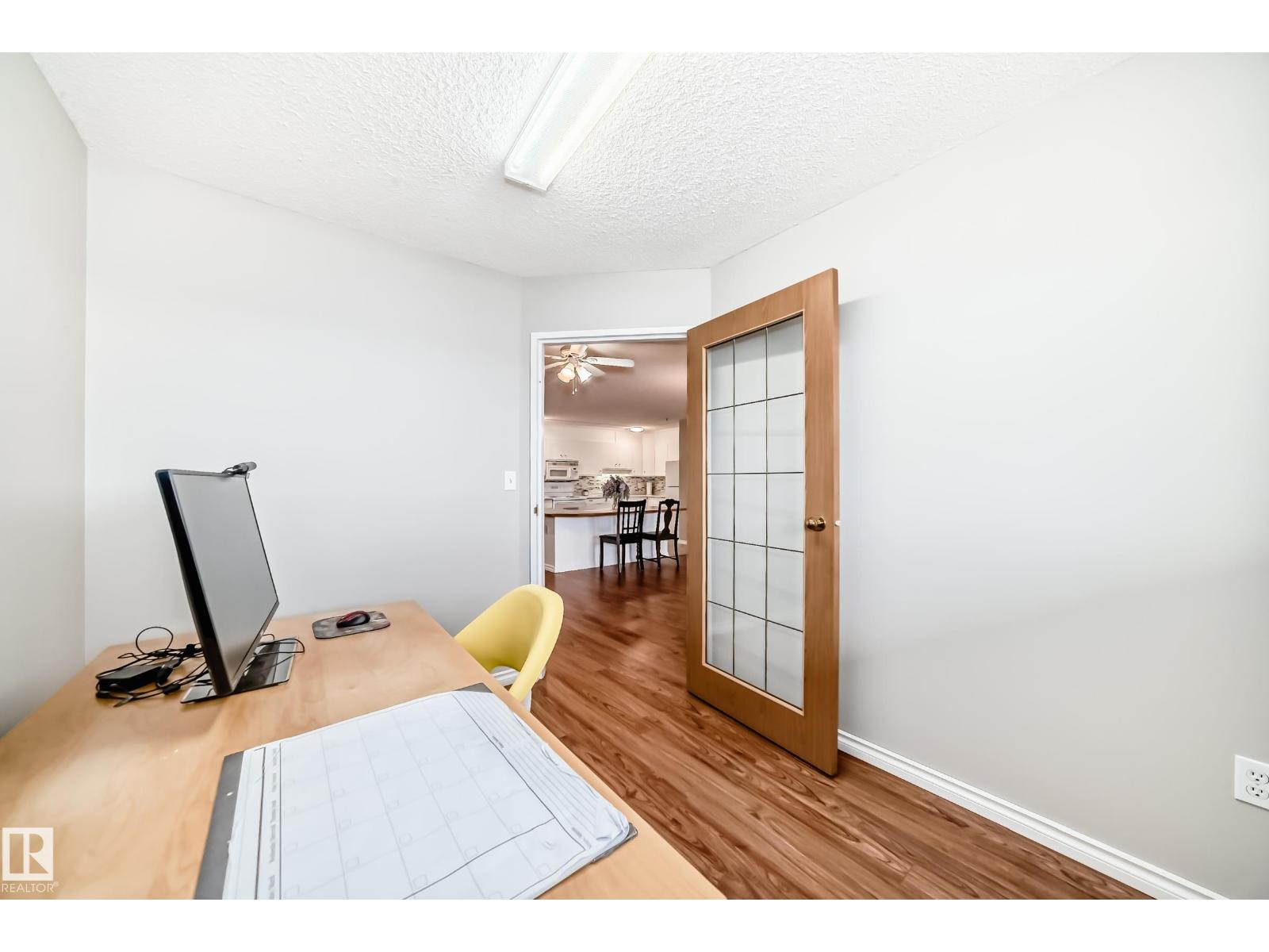 #311 4906 47 AV — photo 32