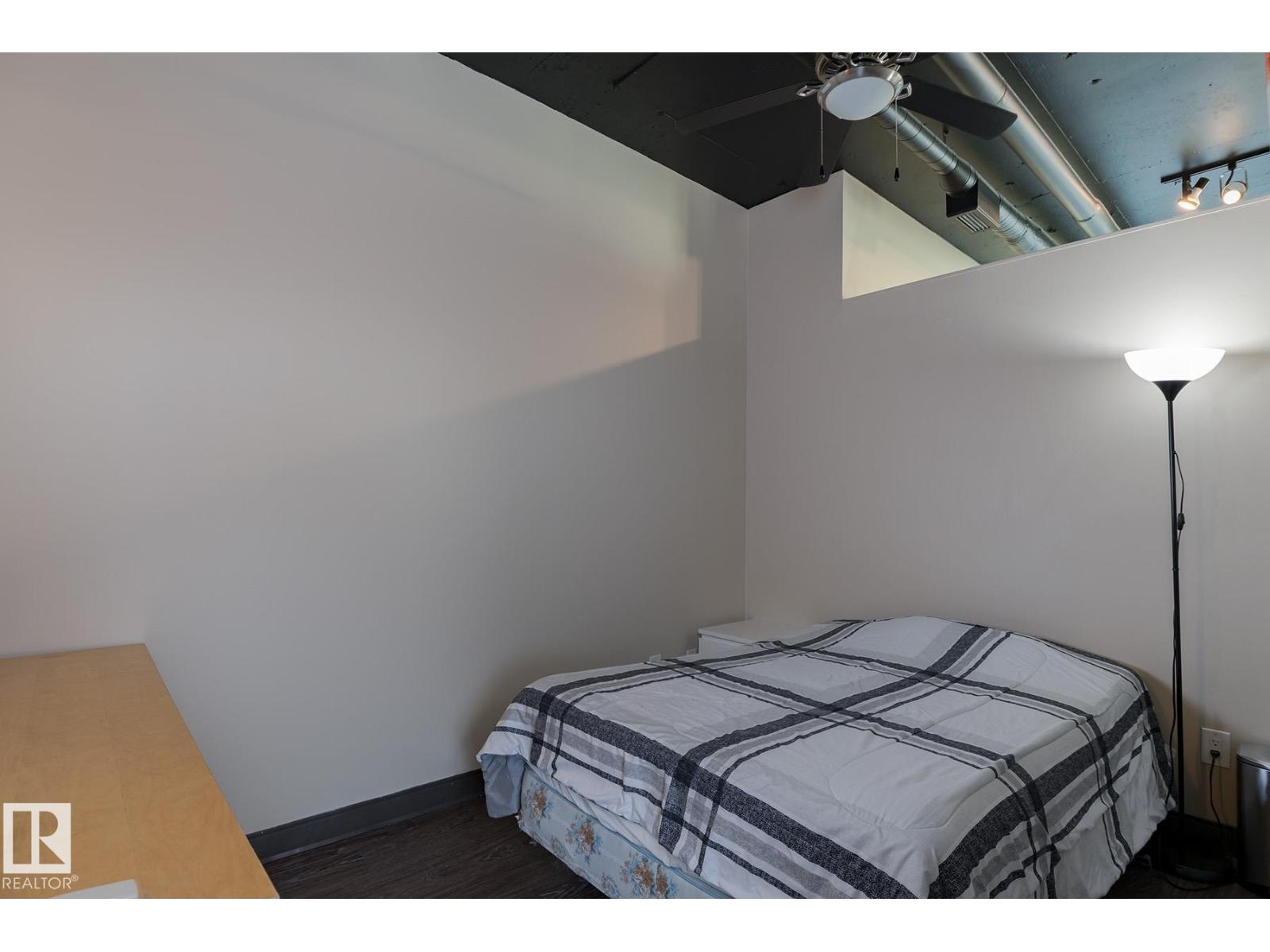 #411 10024 JASPER AV NW — photo 16