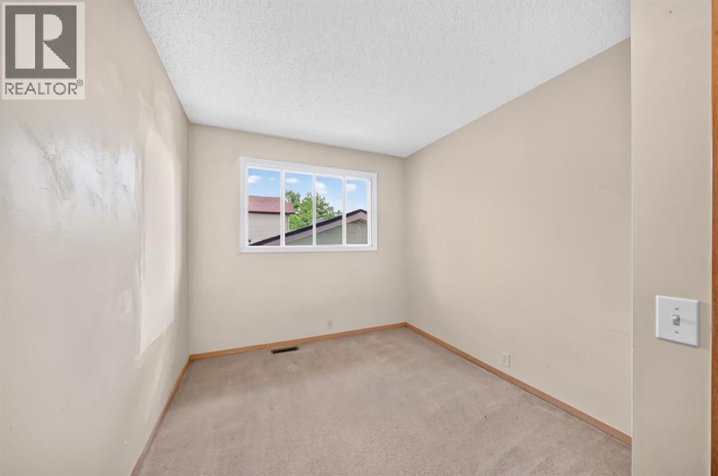 103 Rivervalley Crescent SE — photo 23