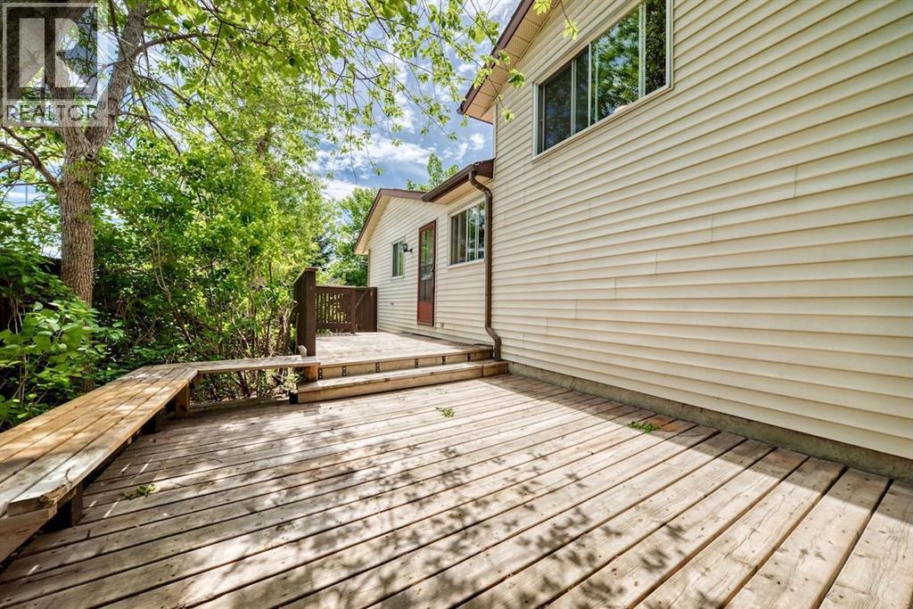 103 Rivervalley Crescent SE — photo 38