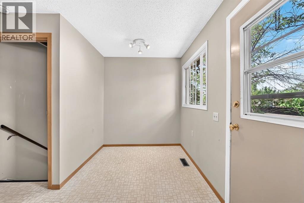 103 Rivervalley Crescent SE — photo 14