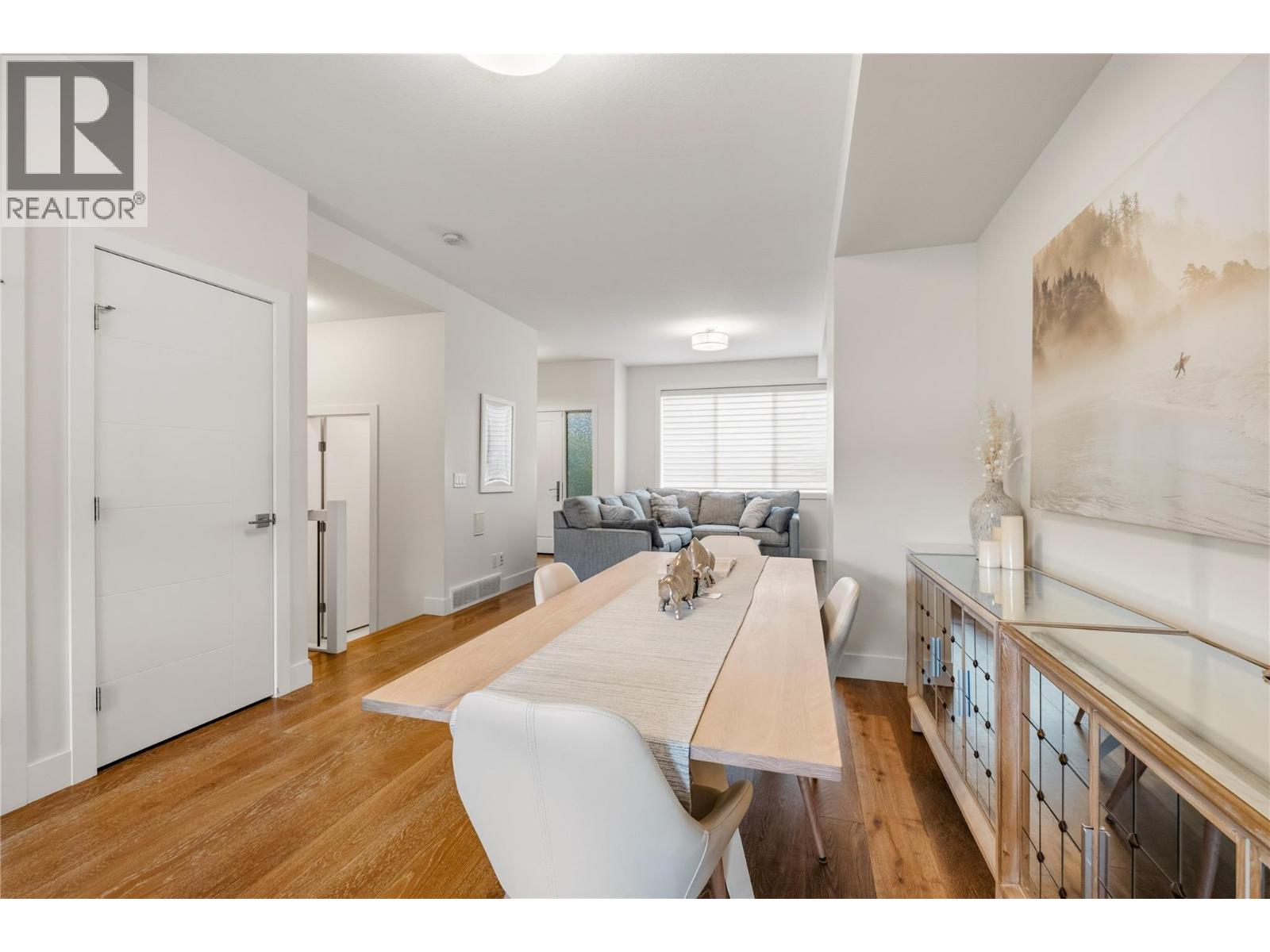 #8 300 Drysdale Boulevard - 17