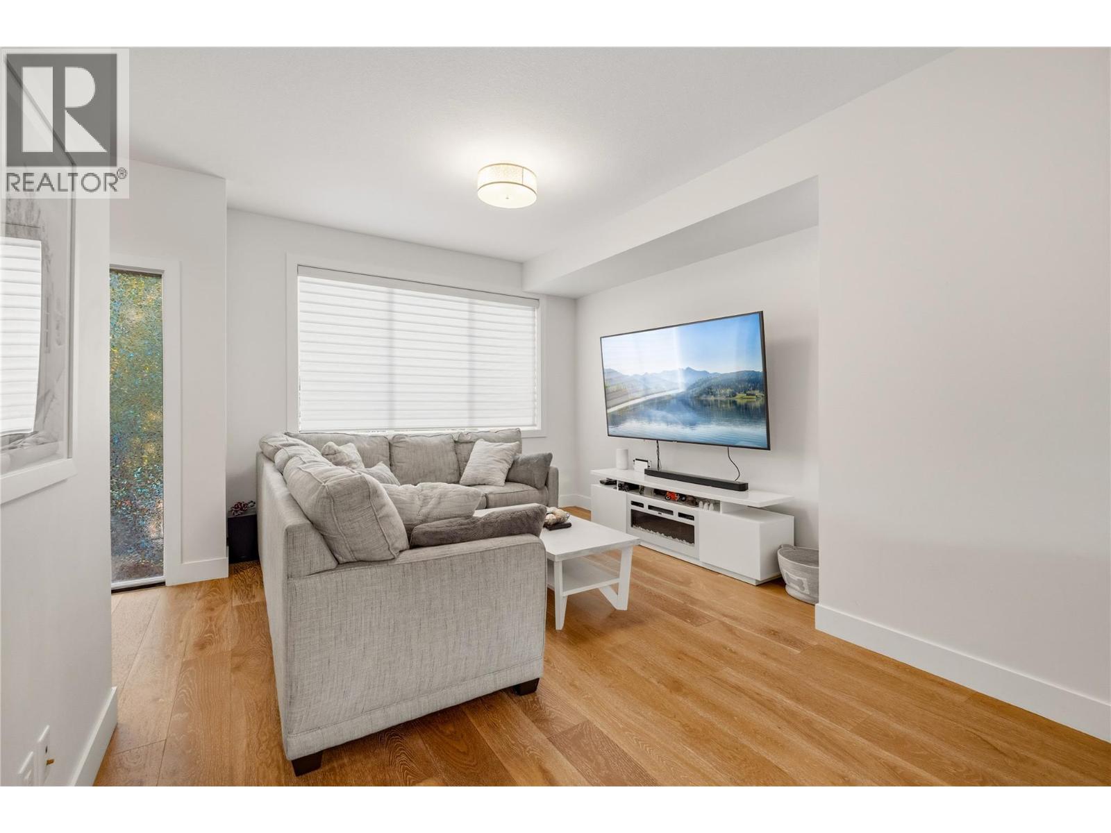#8 300 Drysdale Boulevard - 13