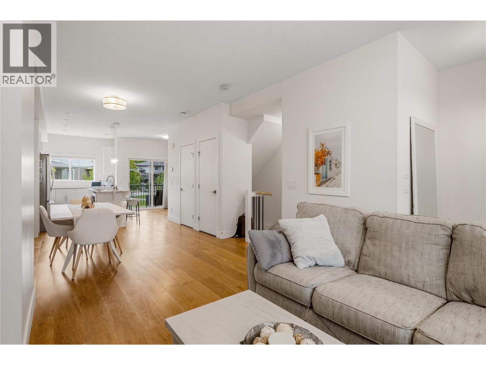 #8 300 Drysdale Boulevard - 20