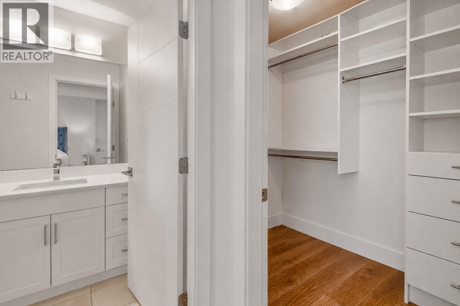#8 300 Drysdale Boulevard - 25