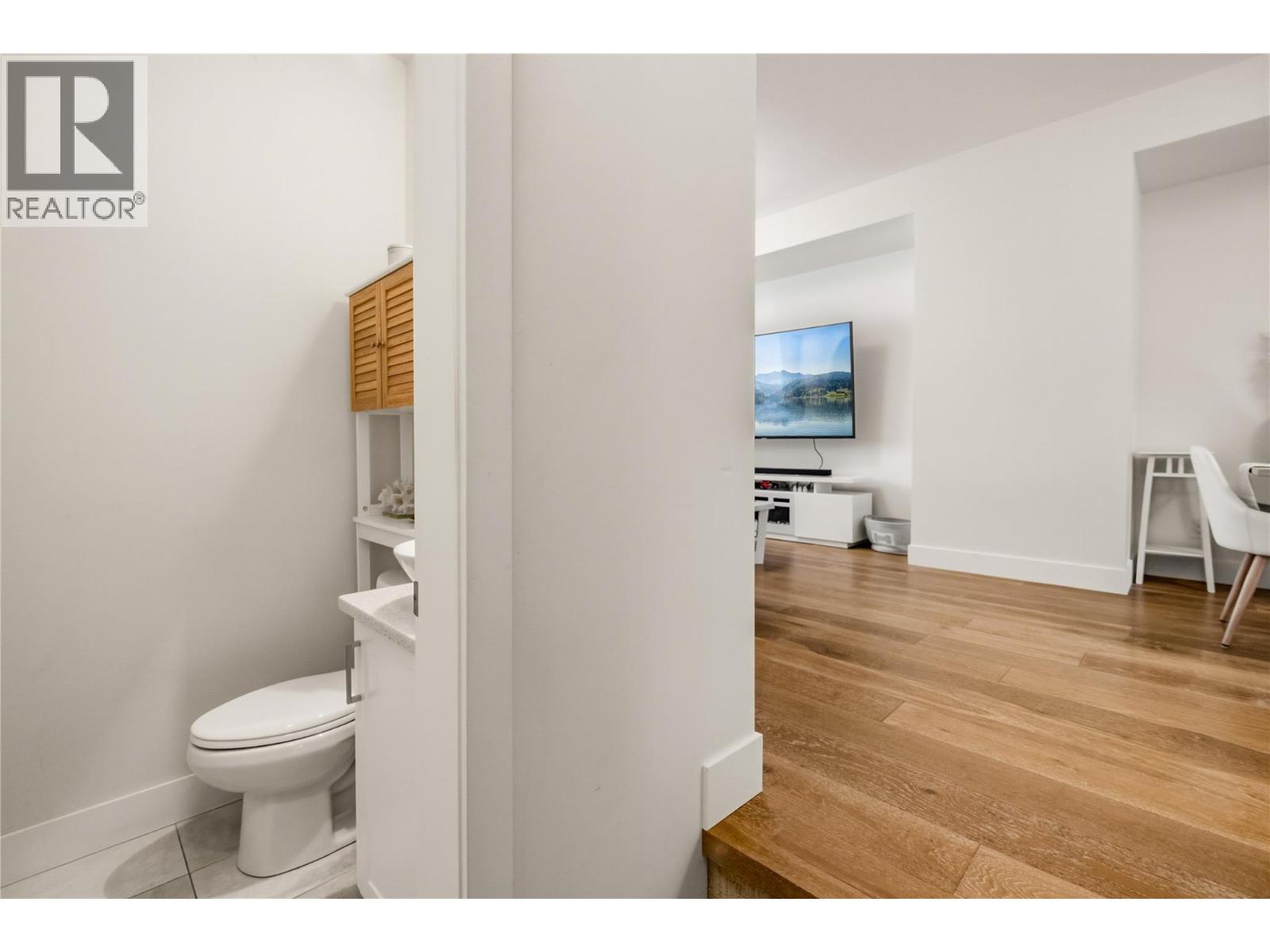 #8 300 Drysdale Boulevard - 36