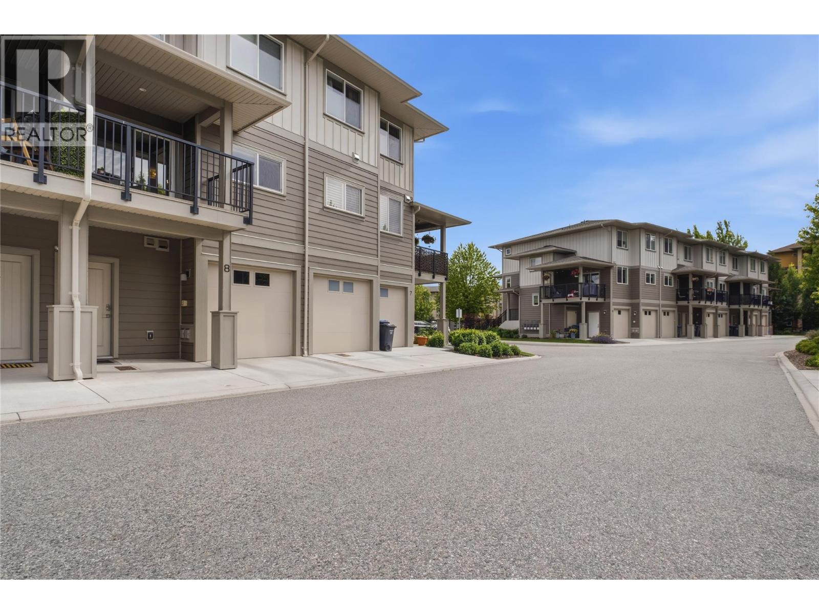 #8 300 Drysdale Boulevard - 38
