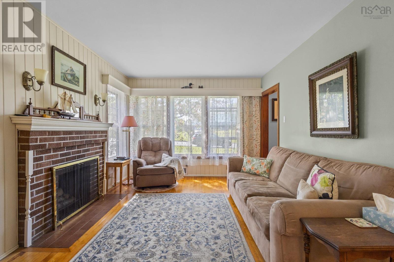 Property 8 of 48 of 10 Parkdale Avenue