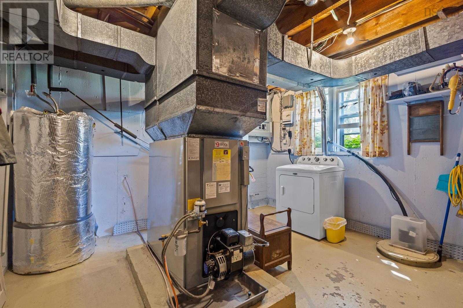 Property 37 of 48 of 10 Parkdale Avenue
