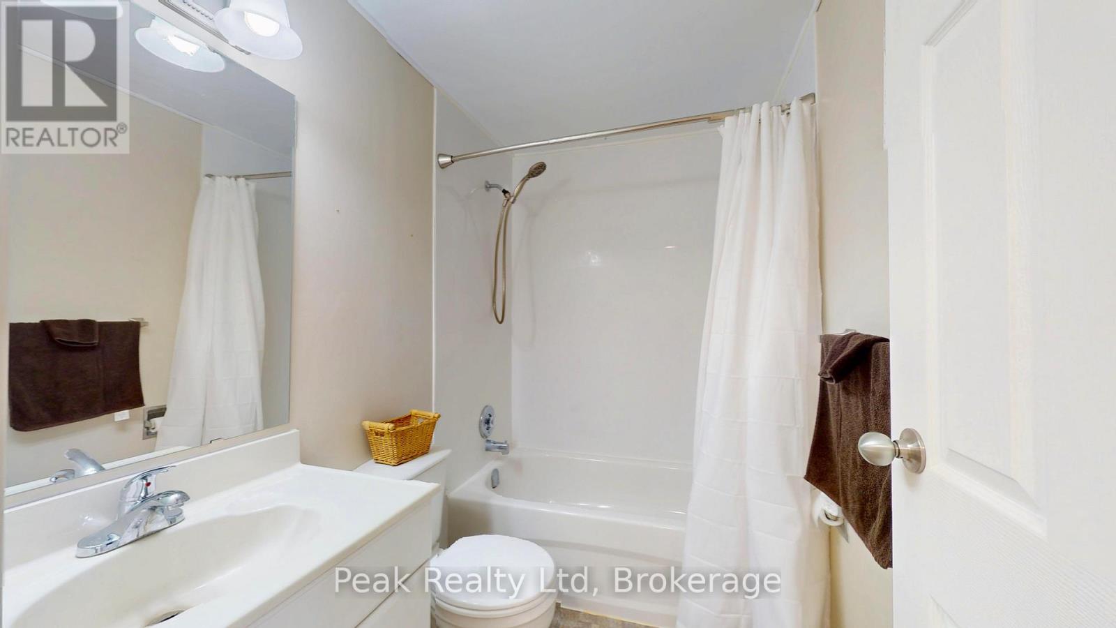 122 KEATS DRIVE - 26
