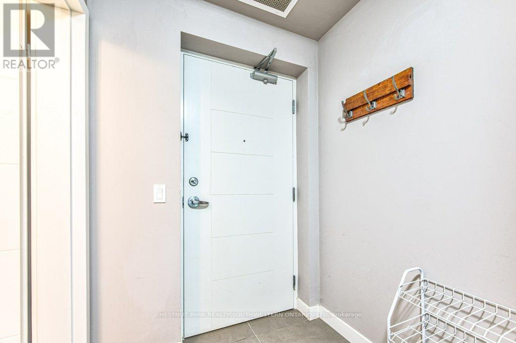 #101 308 LESTER STREET - 8