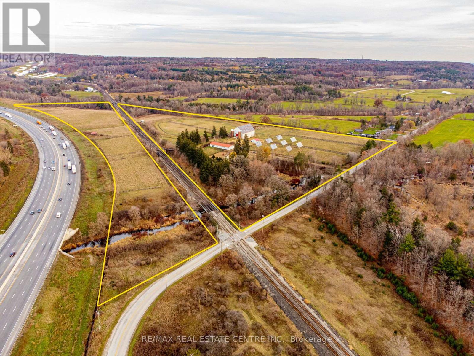 8681 CANYON ROAD - 50