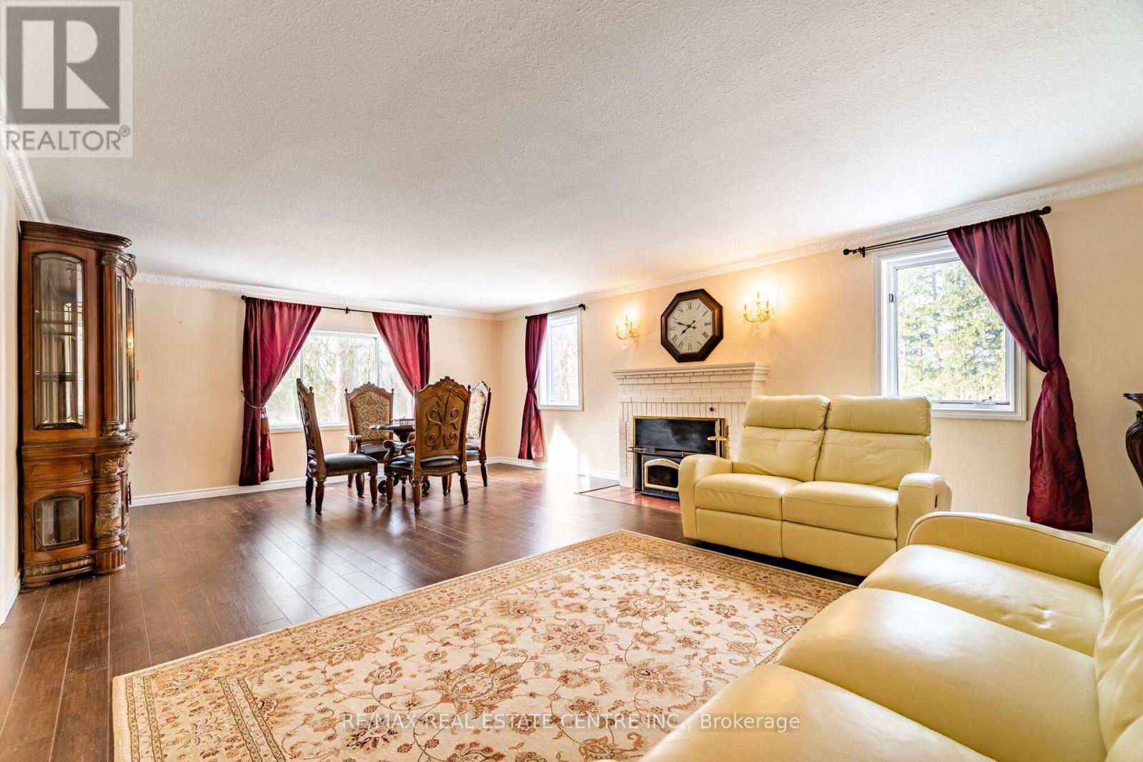 8681 CANYON ROAD - 6
