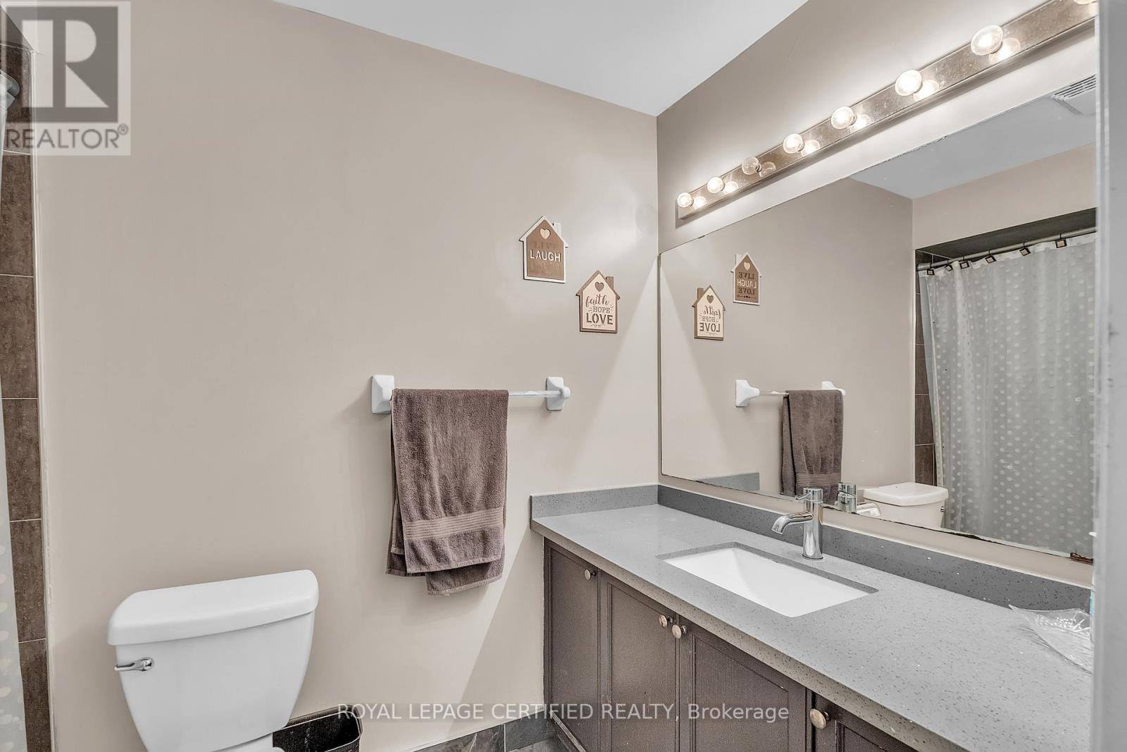 17 CHESTERMERE CRESCENT - 17