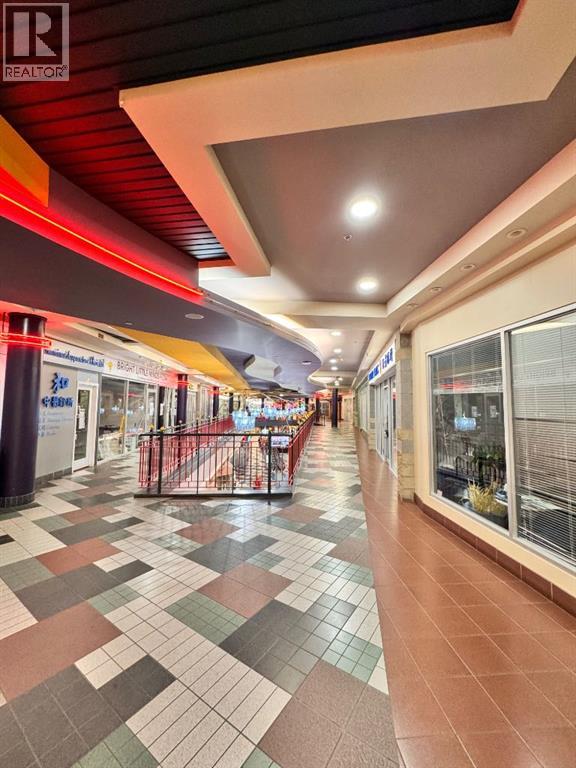 328 Centre Street Southeast - Photo 12