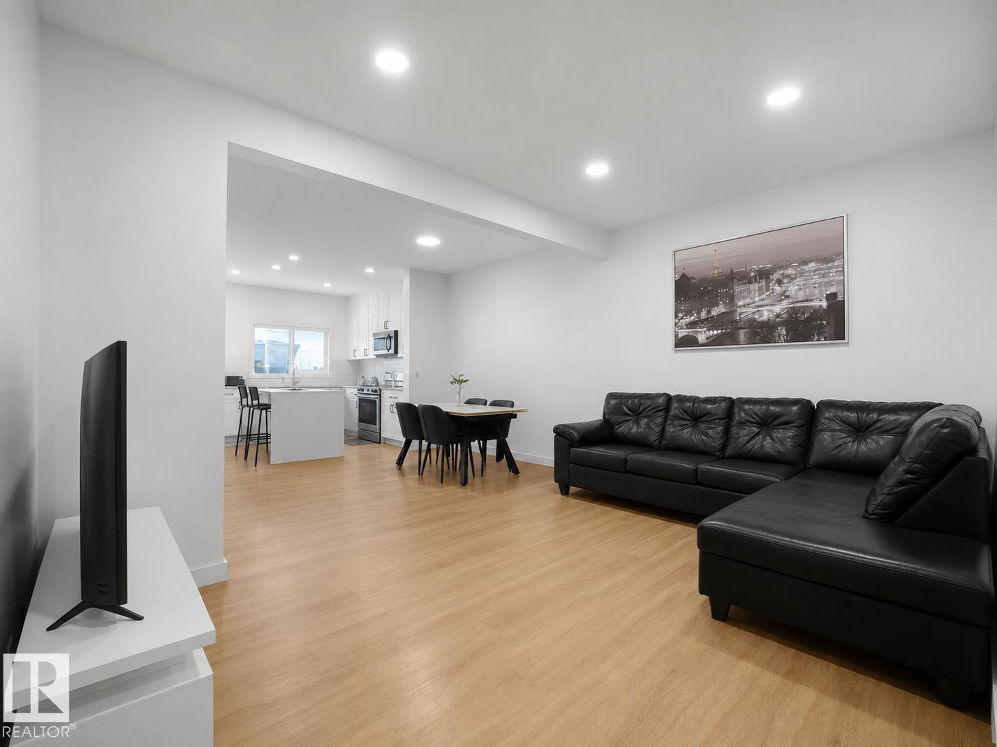 19316 29 AV NW - 9