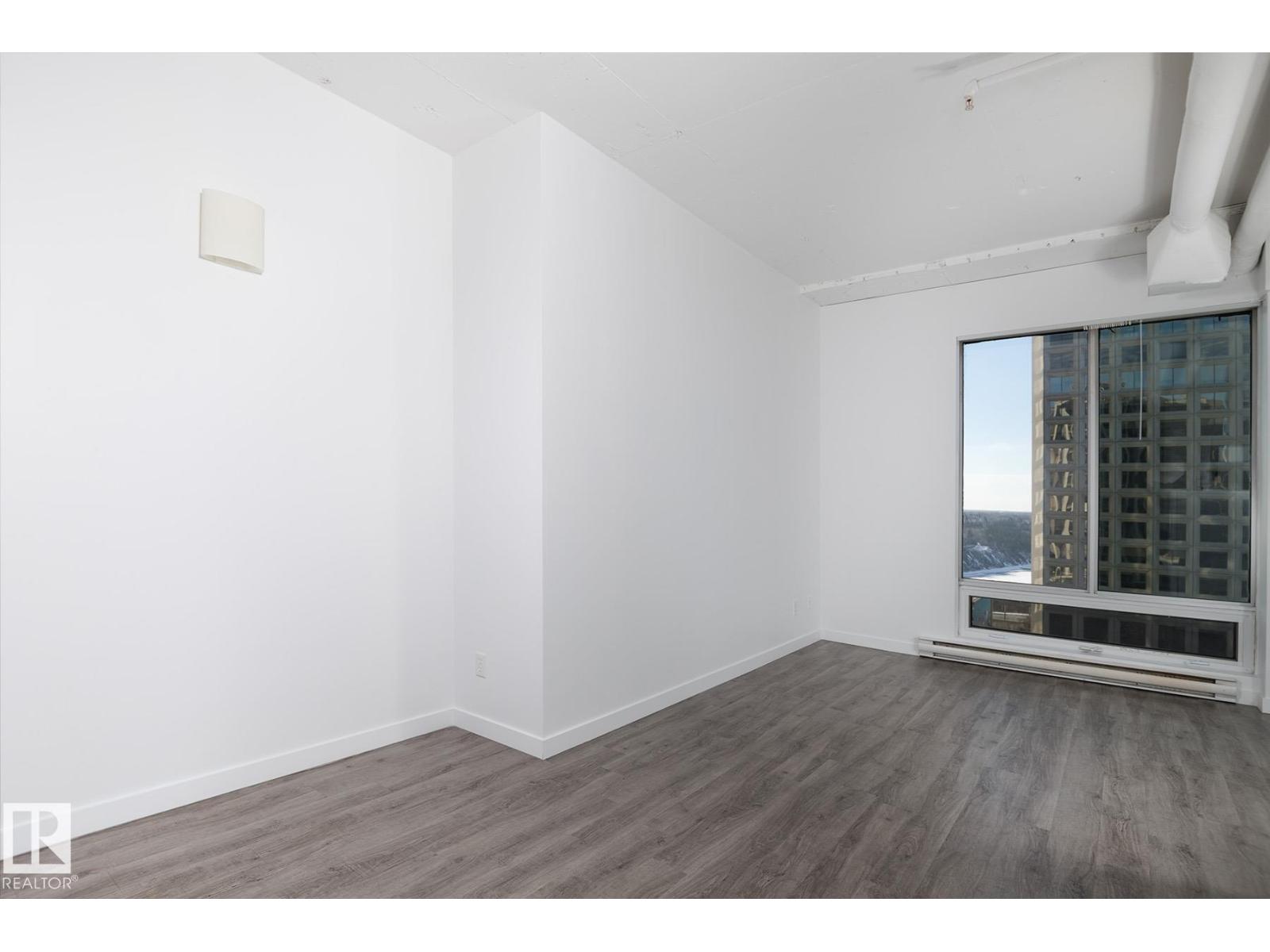 #910 10024 JASPER AV NW - 13