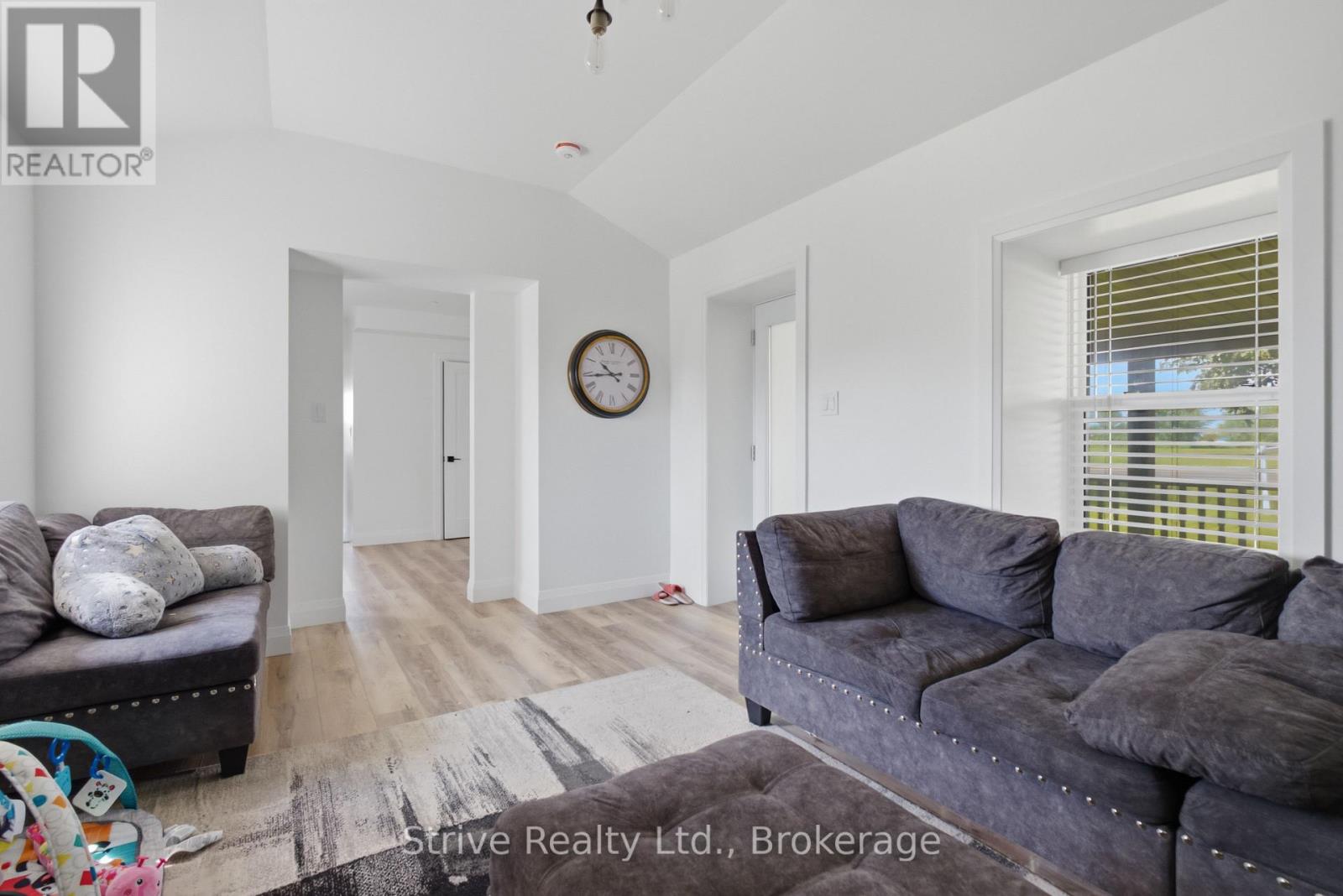 2433 COURTICE ROAD - 18