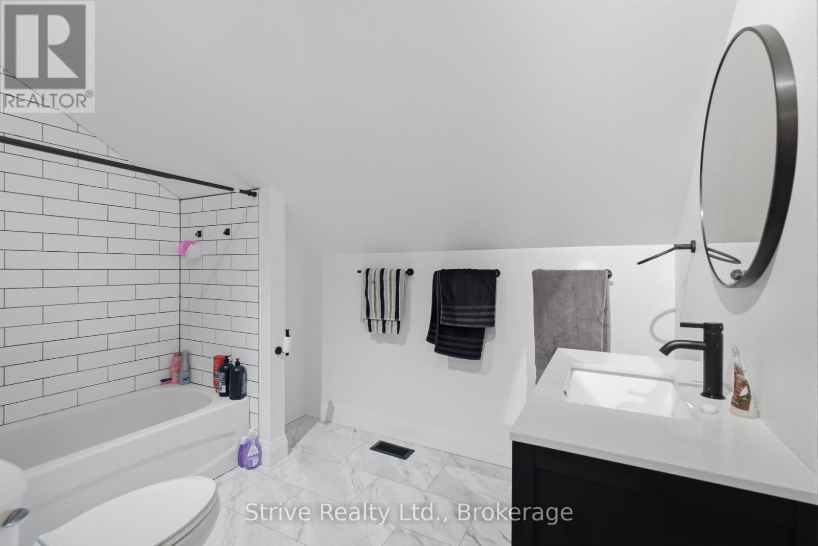 2433 COURTICE ROAD - 26